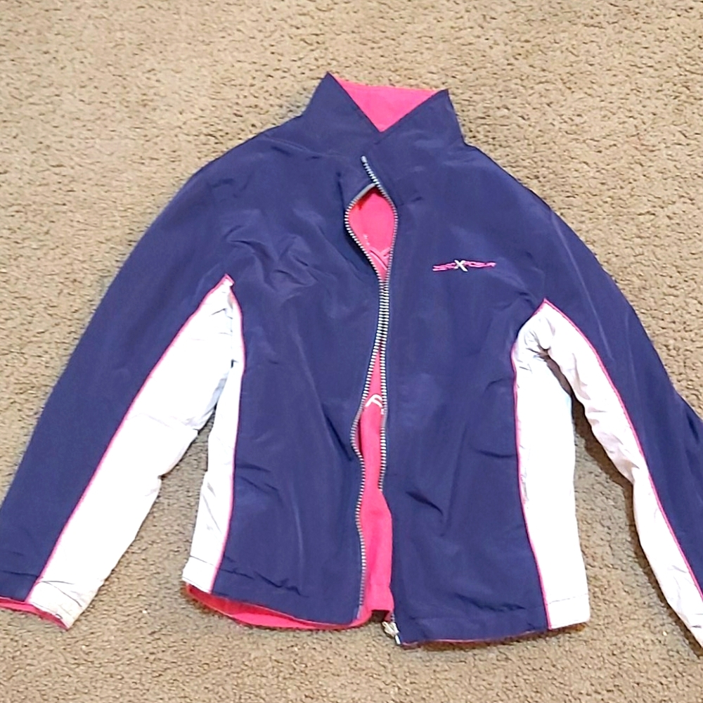 Snow girls jacket with skier.